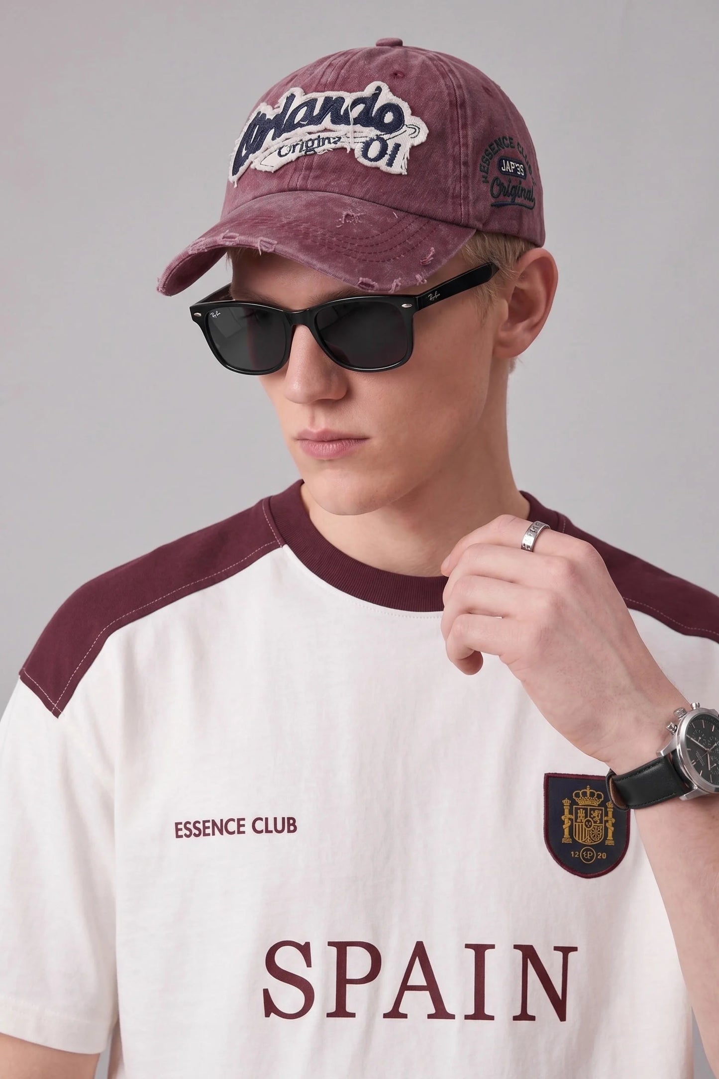Men's Oversize Embroidered Country Themed Jersey T-Shirt Ecru/Burgundy